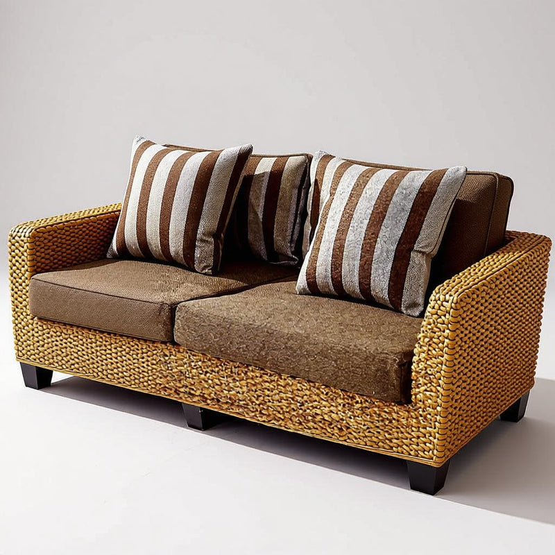 Helrik Une | Natural Sofa