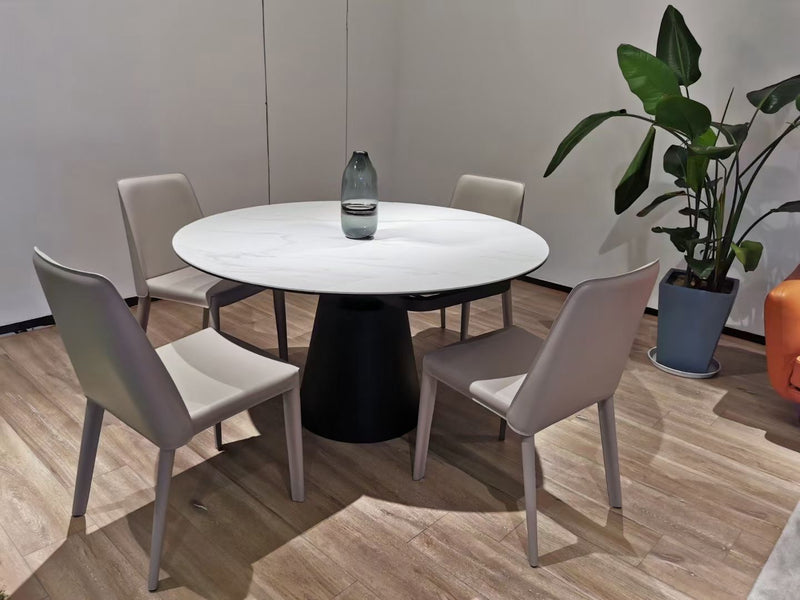 Forio | Dining Table