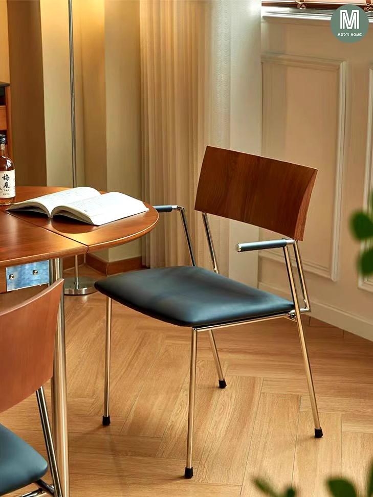 Domar | Dining Chair