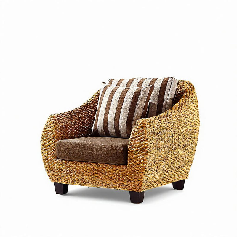 Helrik Une | Natural Sofa