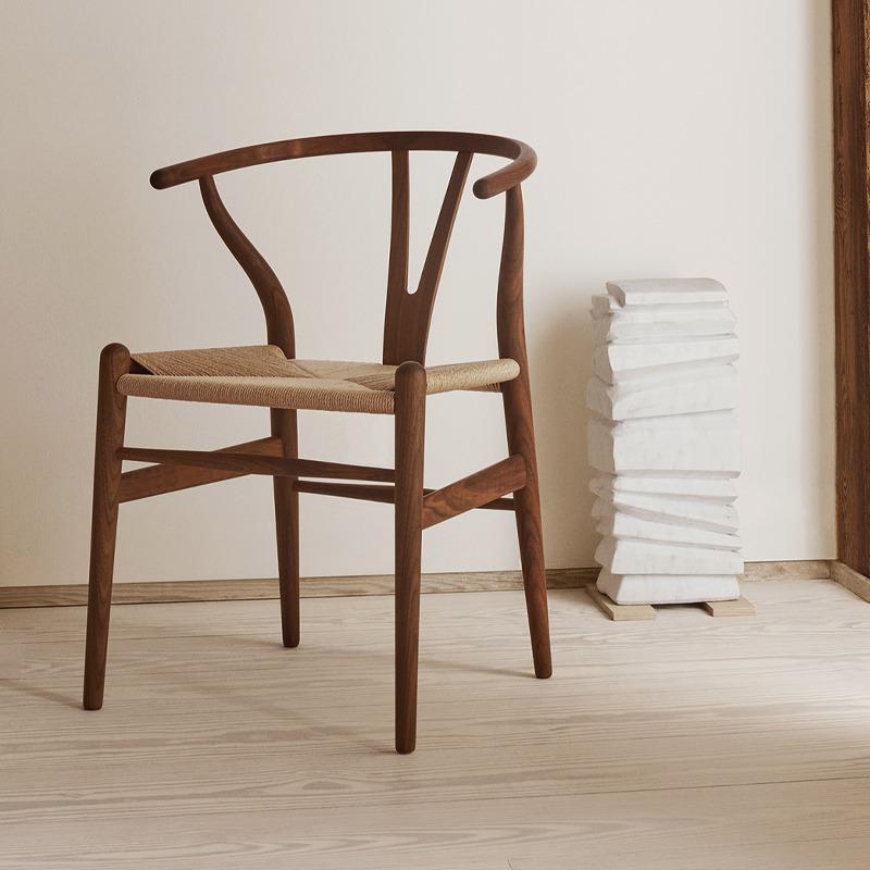 Erlos Une | Dining Chair