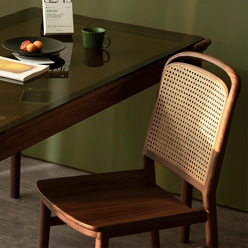 Garlic | Dining Chair