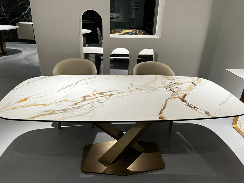 Potenza | Dining Table