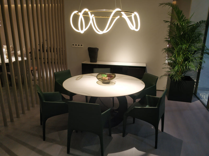Ortona | Dining Table