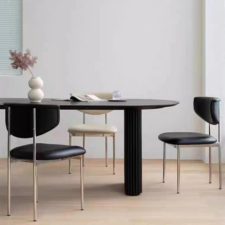 Cuneo | Dining Table