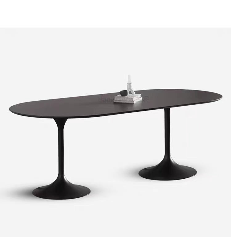 Novara | Dining Table