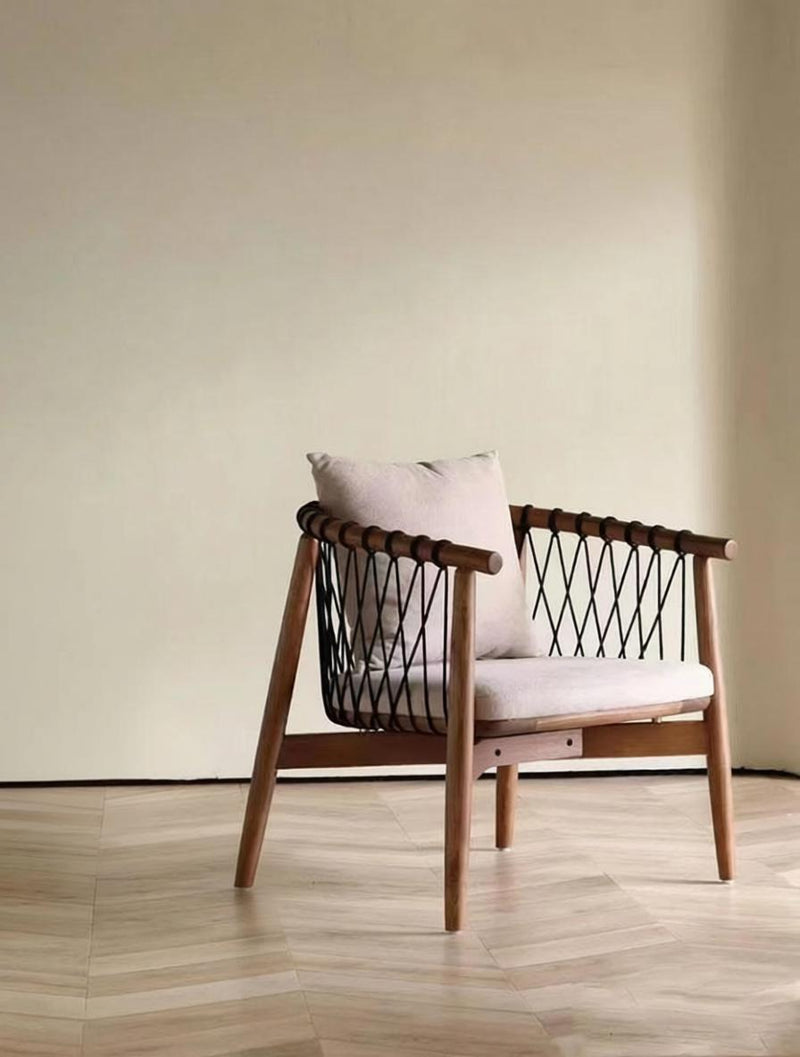 Jeromir Une | Accent Chair