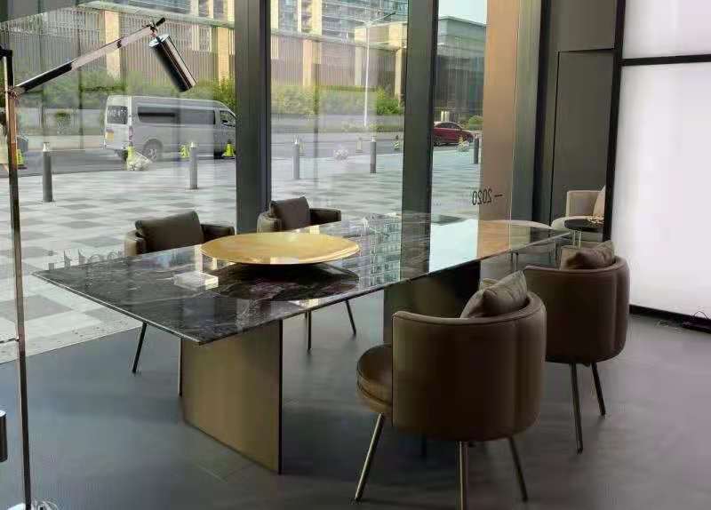 Aquileia | Dining Table