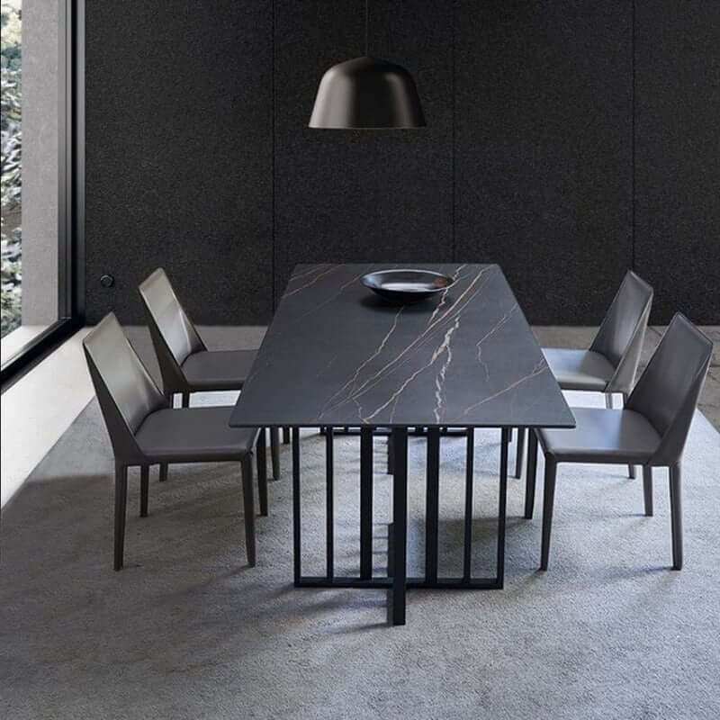 Izar | Dining Table