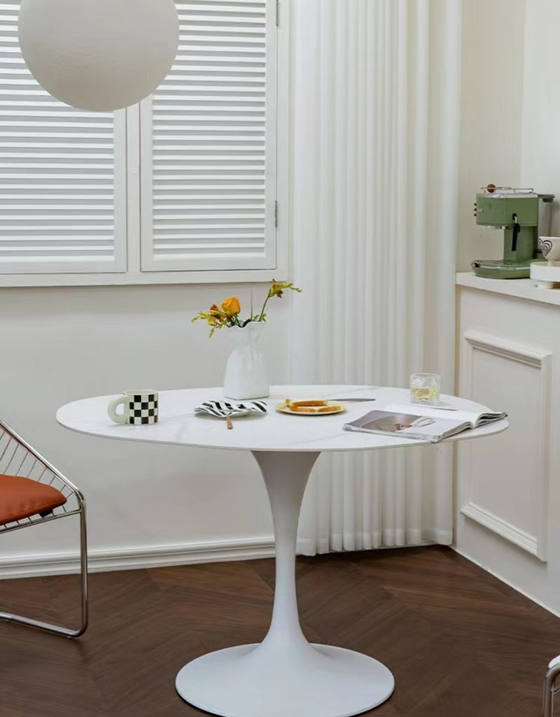 Leila | Dining Table