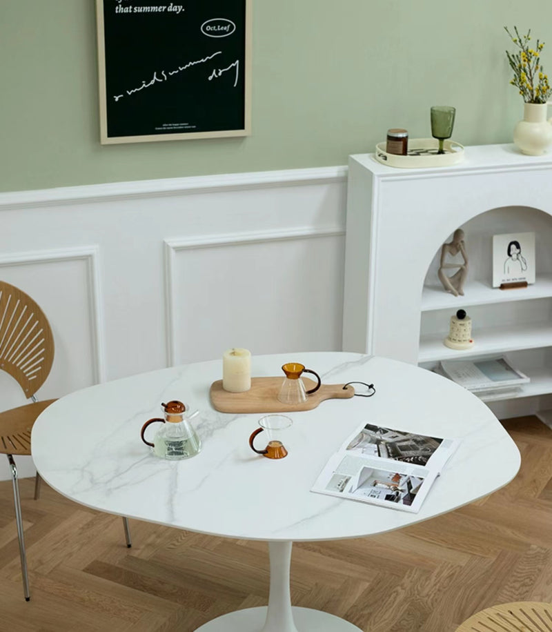 Leila | Dining Table